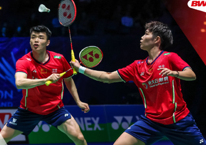 日本队鏖战泰国队,安赛龙扛起全队 日本队鏖战泰国队,安赛龙扛起全队