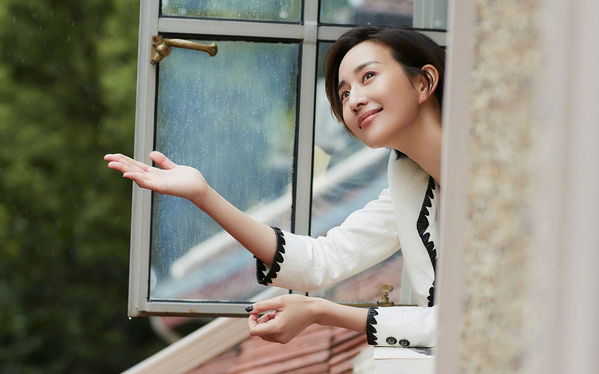 友谊赛奇迹，拉什福德外援首秀，巴拉圭爆冷完胜西班牙