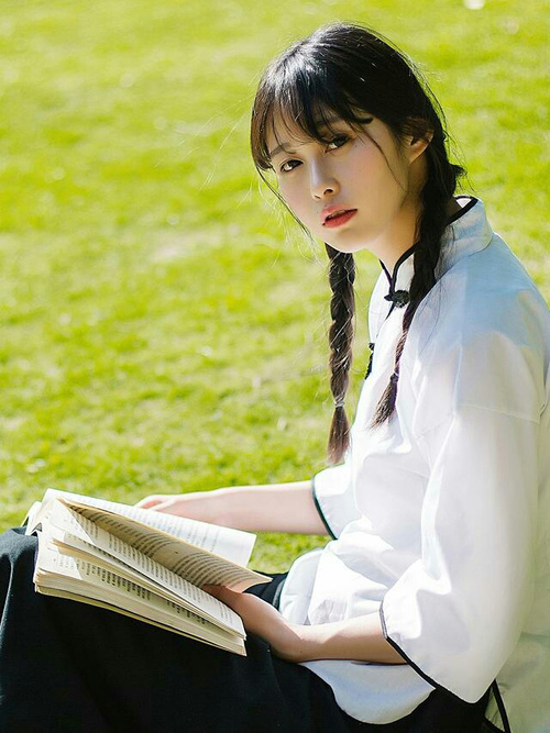 欧冠半决赛之夜,当格纳布里扼住命运的脉搏,不软的手改写了一切