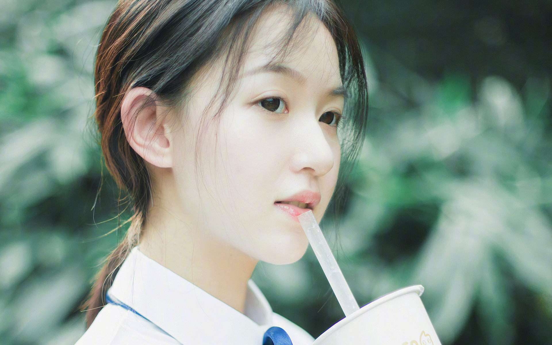 乌拉圭战车碾过美索不达米亚,维尼修斯的黄金左脚在沙漠风暴中封神